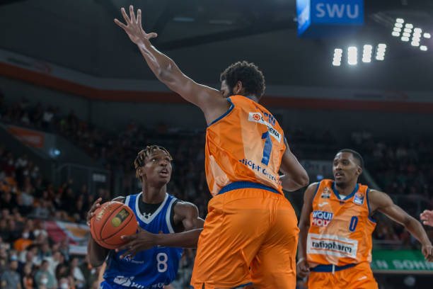 一个转身和 一个转身和