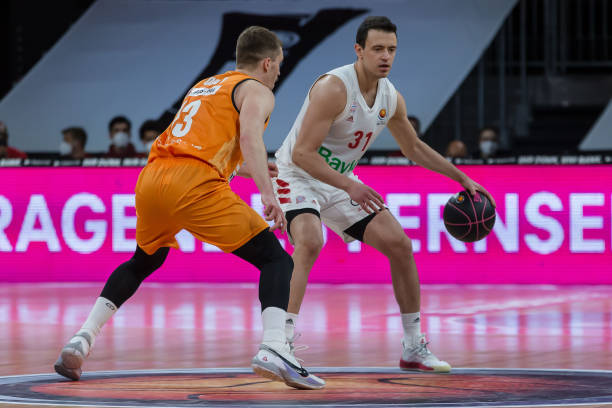 例如在对阵 例如在对阵